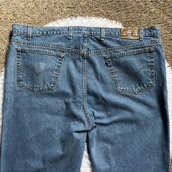 Levi’s 540 Jeans Relaxed Fit Mens Size 50 HEMMED - Picture 3 of 11